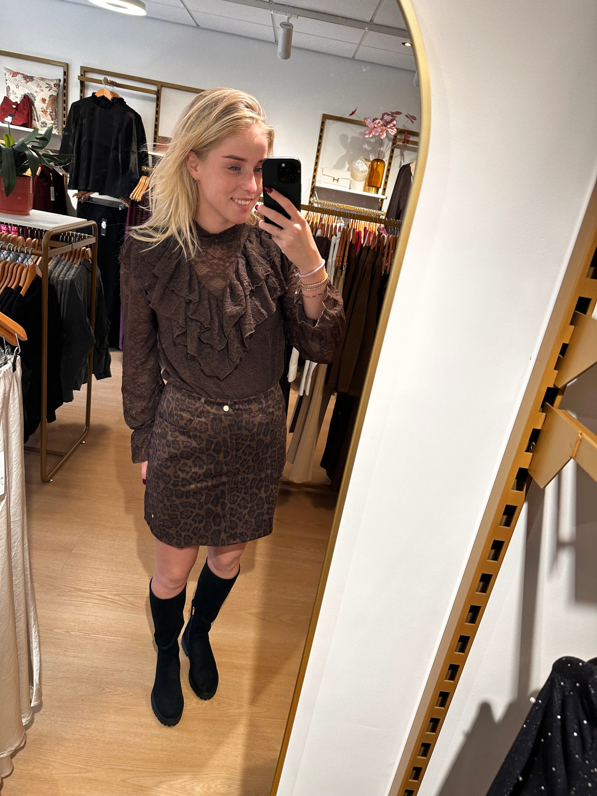 Studio Jolie Top pien Bruin