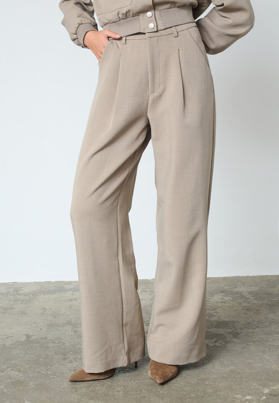 sis point Great pantalon Zand - Sisters Point