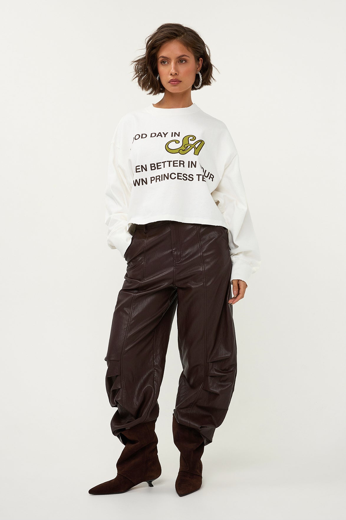 Studio Amaya A good day in sweater - White - Studio Amaya