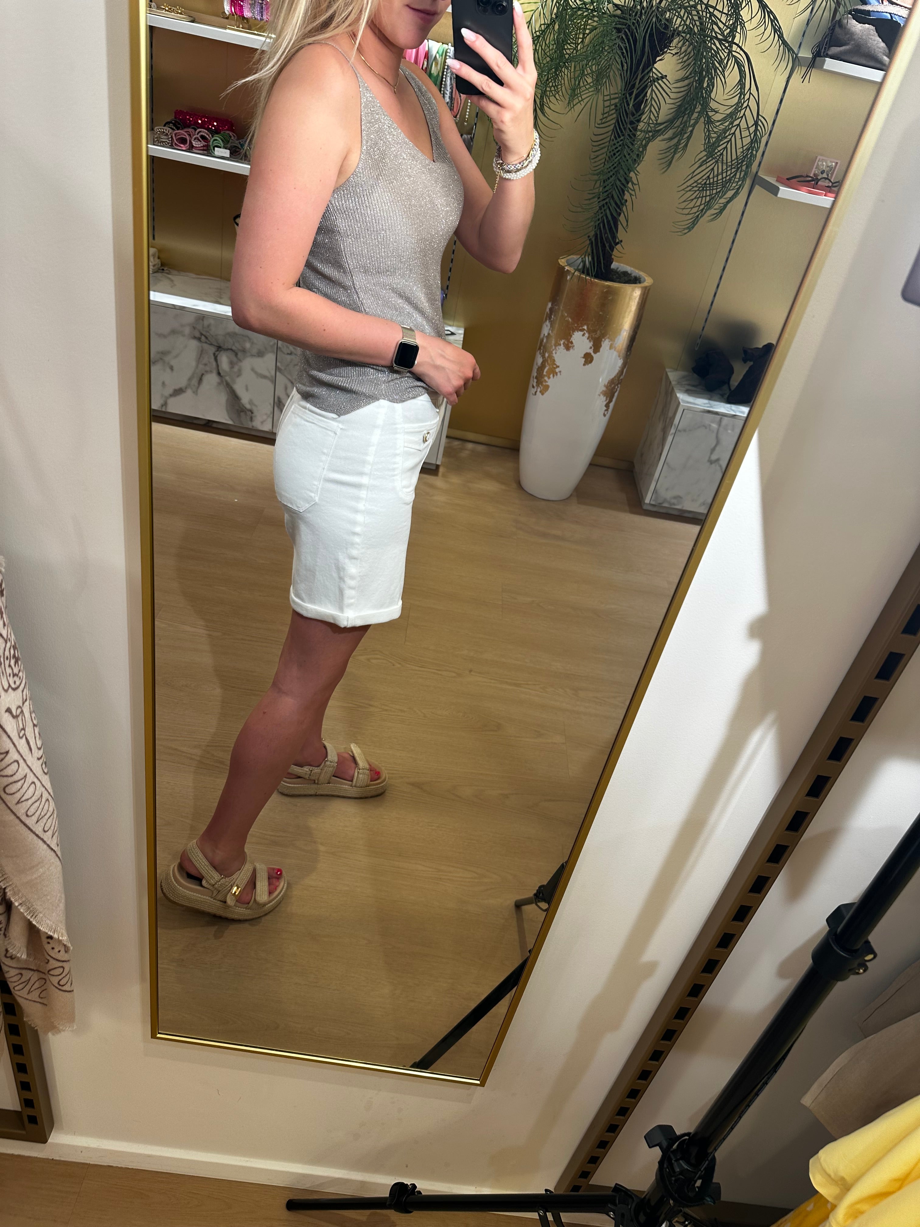 Studio Jolie Short Flower Creme