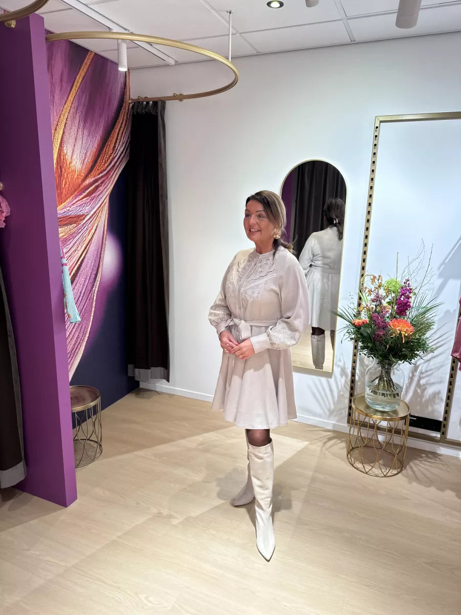 Studio Jolie Broderie jurk - Creme