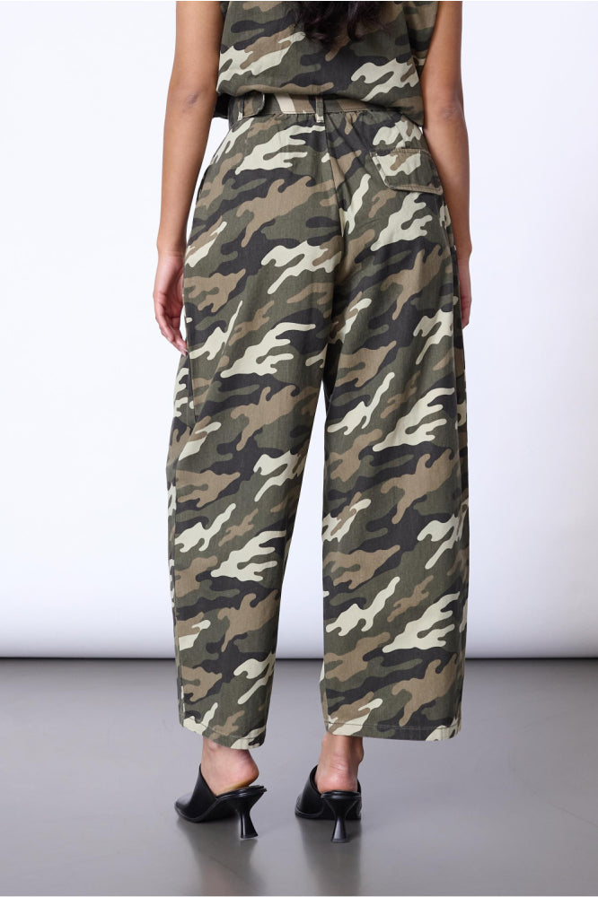 sis point Gaki camouflage pantalon - Sisters Point